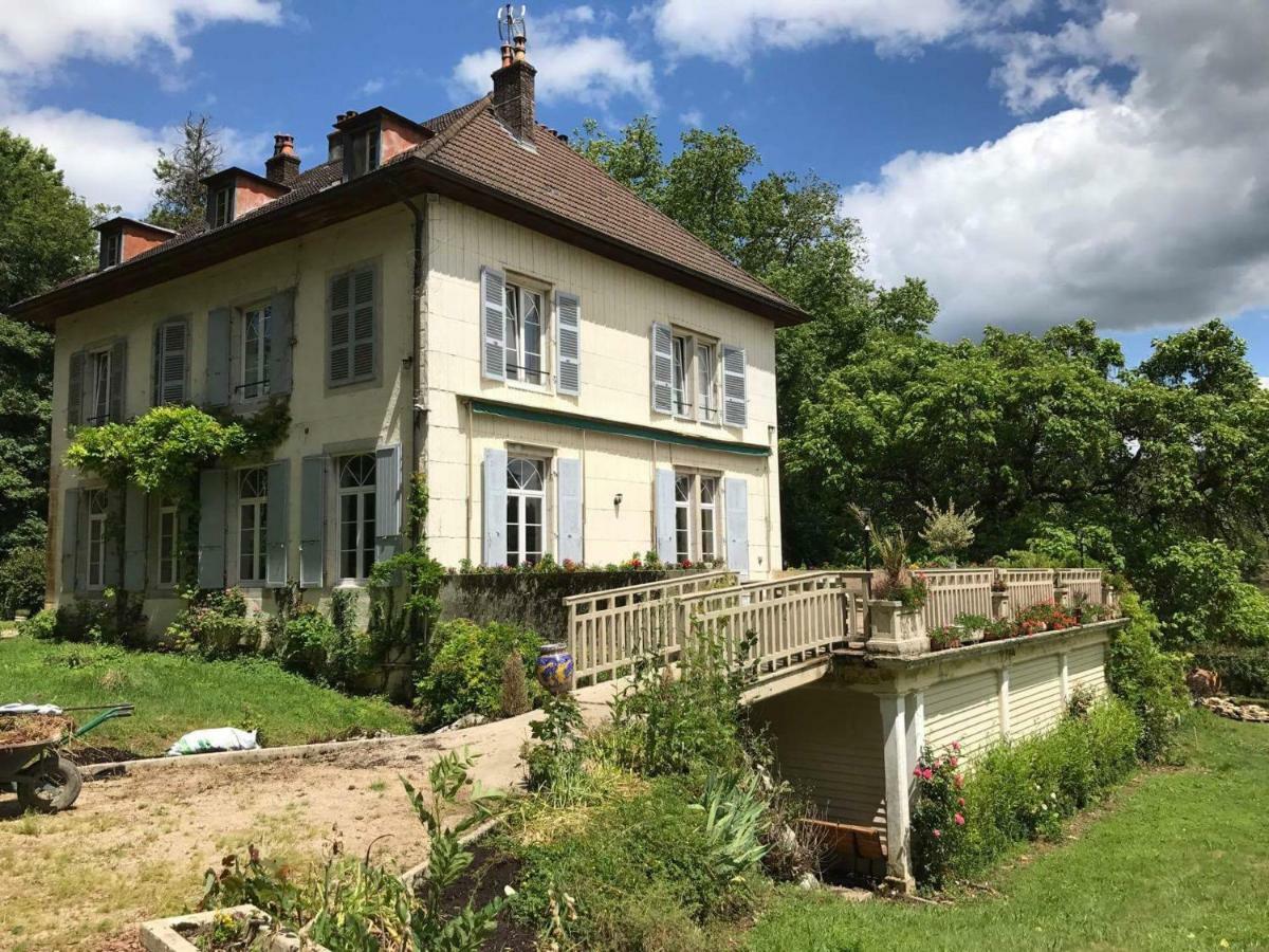 Chambres D'Hotes Le Petit Roche Arc-et-Senans Eksteriør billede